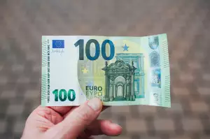 4000 Eur To Czk
